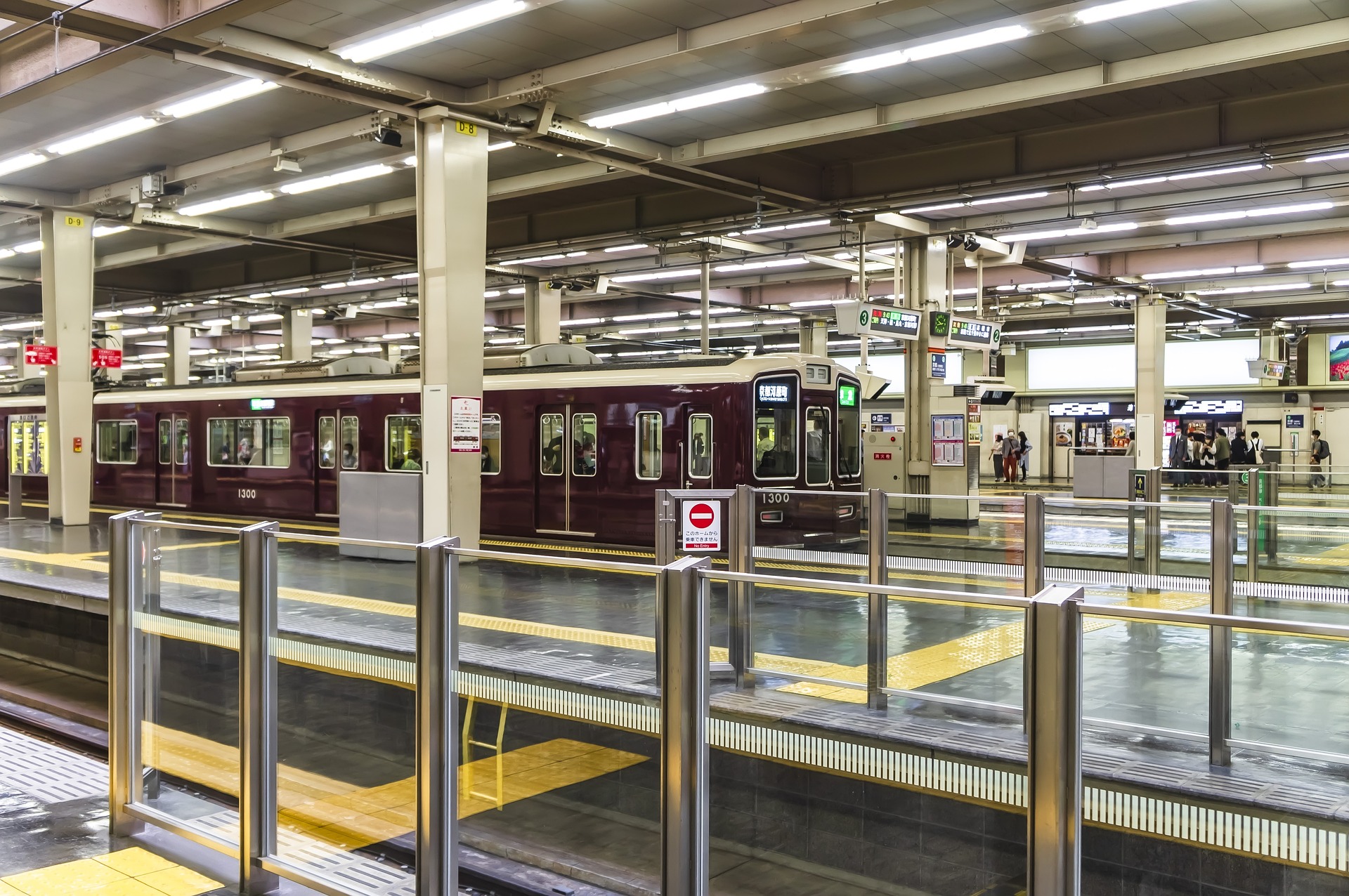 【大阪の駅広告】大阪駅・梅田駅（JR・大阪メトロ・阪急・阪神）ターミナル駅の魅力と特徴