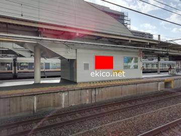 看板 Jr西日本尼崎駅 ホーム No 31 関西の駅 電車 交通 屋外広告の検索サイト Ekico エキコ