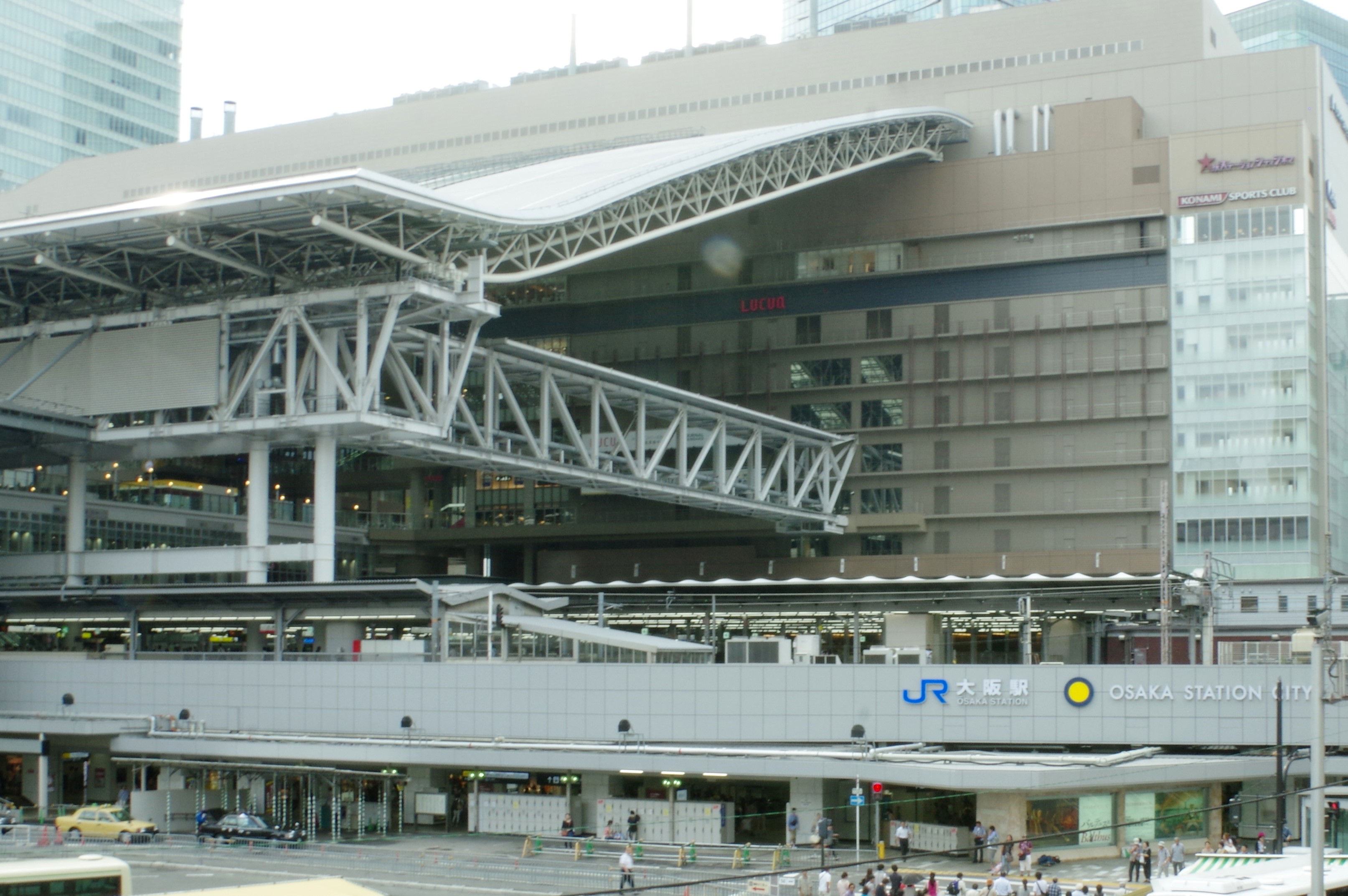 今がおススメ Jr大阪駅で駅看板を出しませんか 関西の駅 電車 交通 屋外広告の検索サイト Ekico エキコ