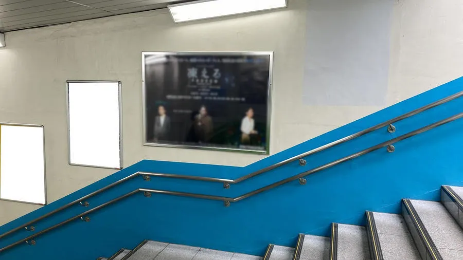 単貼ポスター広告