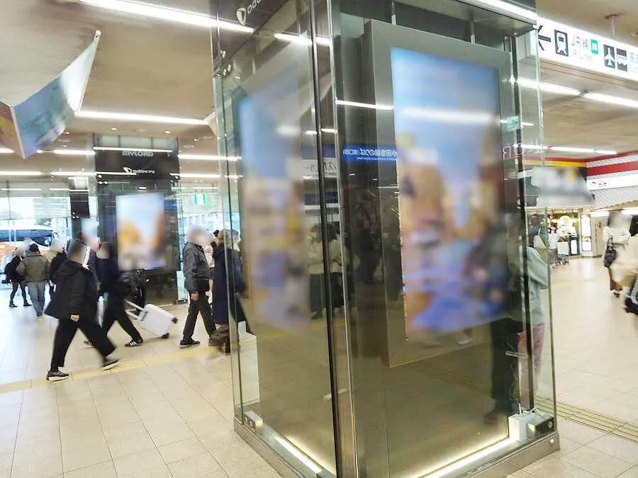 駅デジタルサイネージ広告
