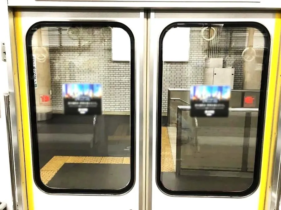 ステッカー広告